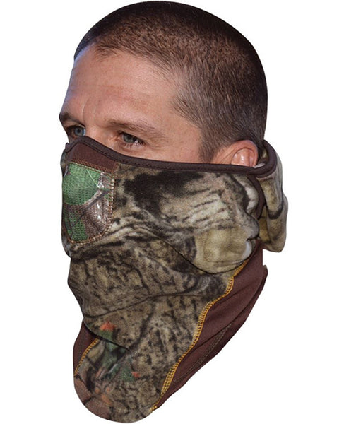 The Heat Factory Heated Deluxe Camo Balaclava Headpiece features five integrated pockets sewn over the ears, chest and back of the neck accommodating warmers. Two Heat Factory warmers are included, each provided up to 10 hours of warmth (additional warmers are sold separately).